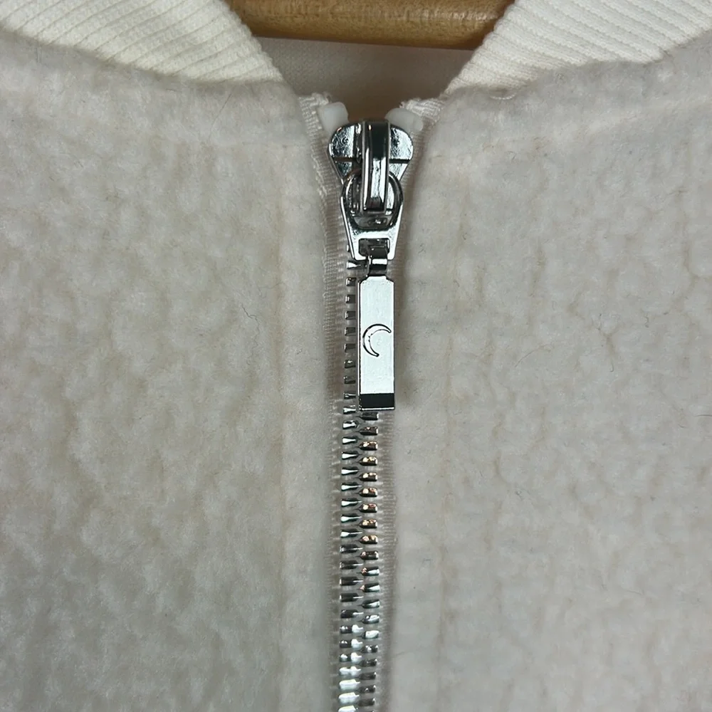 Zyia Active Flying V Sherpa Jacket Varsity Zip Cream White Fleece Bomber Medium - Picture 6 of 8